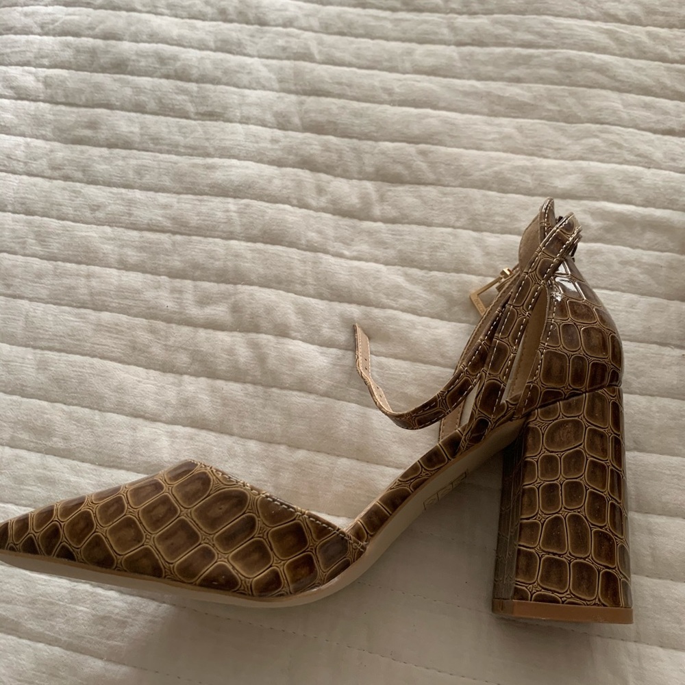 Snakeskin style chunky heels